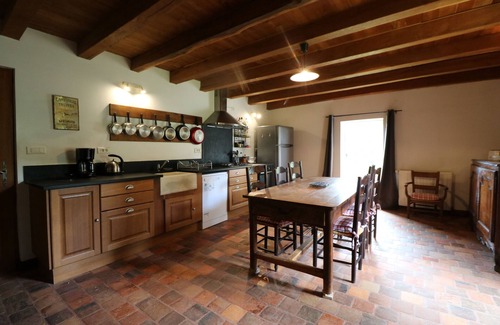 Pays-de-Belves Casa | Charming stone property with inside pool set in Dordogne Golden Triangle.