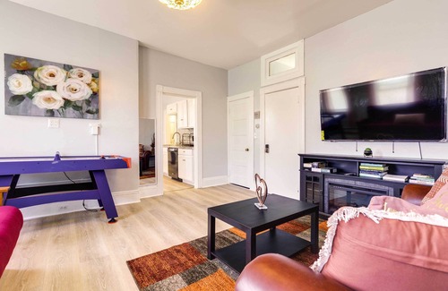 Stoughton Apartamento | Charming Stoughton Apartment: 20 Mi to Boston