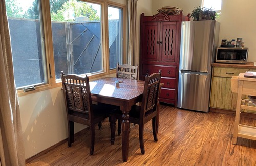 Santa Fe Apartamento | Charming studio apartment in tranquil Santa Fe with AC, WiFi