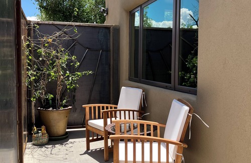 Santa Fe Apartamento | Charming studio apartment in tranquil Santa Fe with AC, WiFi