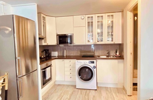 Sollentuna Apartamento | Charming Studio Flat In Sollentuna, Stockholm