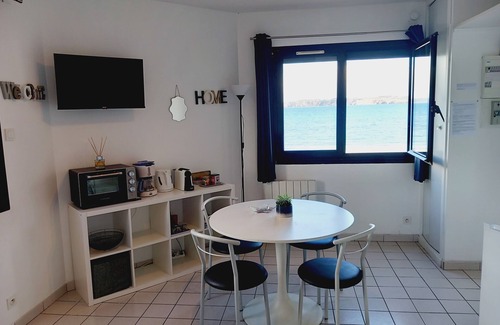 Camaret-sur-Mer Apartamento | VISTA AL MAR ESTUDIO PARA 2 PERSONAS SOFÁ CAMA 140 CM