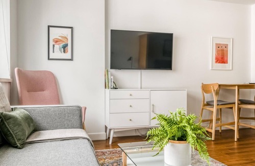 Mid-Market Apartamento | Charming Studio in SoMa, near BART + Top Tech HQs