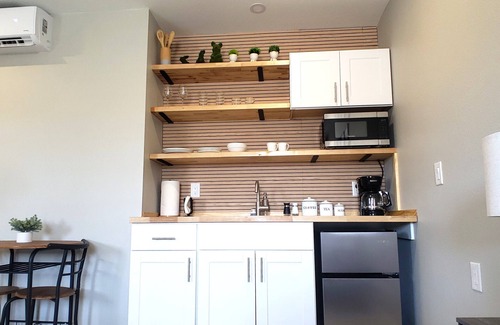 Sarasota Apartamento | Charming studio in fabulous University Pines-Sarasota