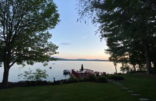 Acton Apartamento | Charming studio in-law on Great East Lake