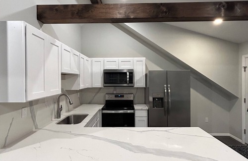 North Salem Apartamento | Charming studio in tranquil North Salem with WiFi.