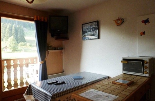 Station de Drouzin le Mont Apartamento | Estudio acogedor con balcón, bien equipado en entorno natural