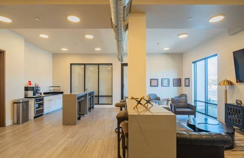 Garfield Apartamento | Charming studio in welcoming Phoenix with AC, fitness room, WiFi