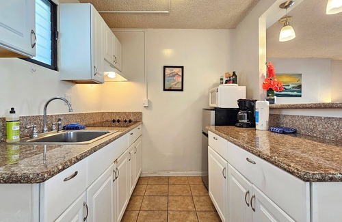 Diamond Head - Kapahulu - St. Louis Apartamento | Charming studio in wonderful Honolulu w/ WiFi & AC-Sleeps 3 WAIKIKI GRAND HOTEL®