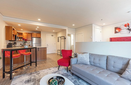 Downtown Eugene Apartamento | Lovely Studio! Near U of O! Wi-Fi!