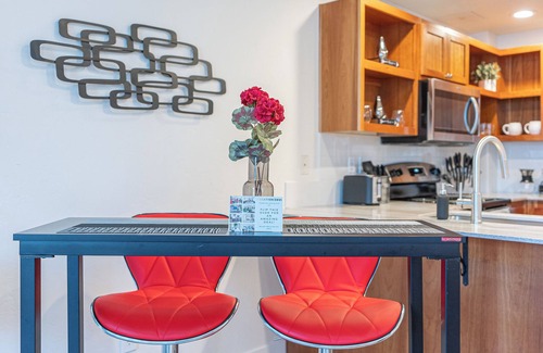 Downtown Eugene Apartamento | Lovely Studio! Near U of O! Wi-Fi!