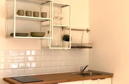Pero Apartamento | Charming studio next to Fiera with Terrace and parking