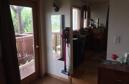 Westwood Park Apartamento | Charming Studio Space in Ingleside