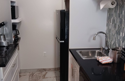 Park West Apartamento | Charming studio suite in delightful Banker's Hill San Diego-Walk to Balboa Park