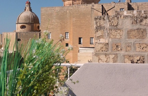 Rabat Apartamento | Charming studio with AC and WiFi in enchanting Rabat - Studio No. 3
