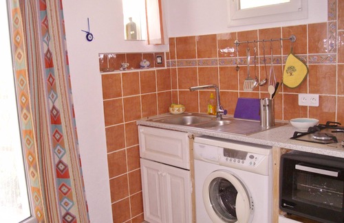 Coaraze Apartamento | Estudio encantador, con jardín privado.