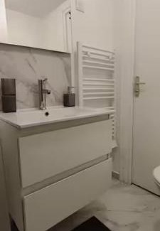 Roubaix Apartamento | Charming studio with terrace in Roubaix