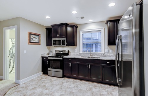 Charleston Apartamento | Charming studio with 3 pools, kitchenette & central AC