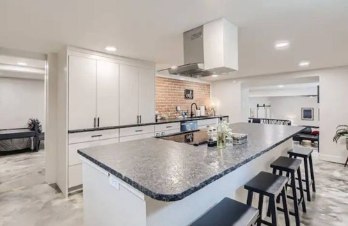 Old North End Casa | Charming & Stylish Historic Home- Perfect Retreat Near Downtown
