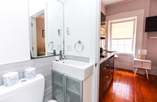 Beacon Hill Apartamento | Charming & Stylish Studio on Beacon Hill #12
