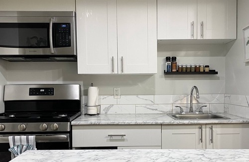 Prince George Casa | Charming Suite near CN Center & Dog Park