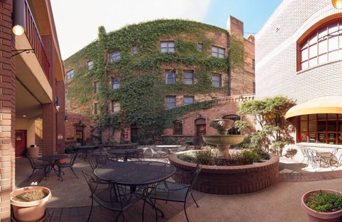 Placerville Condominio | Charming Suite on Main Street