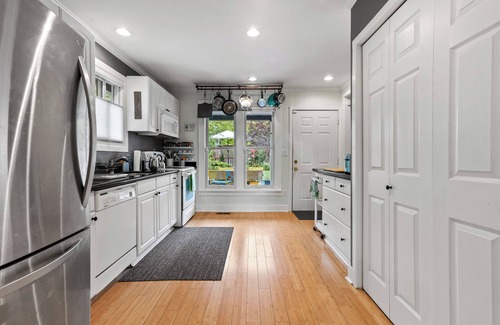 Columbia City Casa | Charming Sun Kissed Garden Home in Columbia City