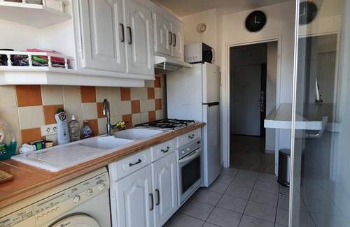 Golfe Juan Apartamento | Charming T2 48m² Balcony Sea View 4 sleeps 2min from the Beach