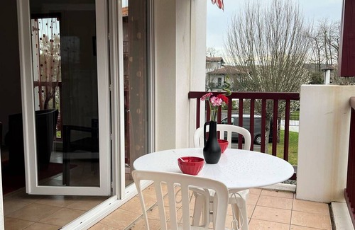 Cambo-les-Bains Apartamento | Piso acogedor en Cambo-les-Bains, 3 personas, WiFi, parking, no mascotas, fumadores en la terraza