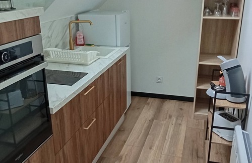 Aurillac Apartamento | Charming T2 with private parking