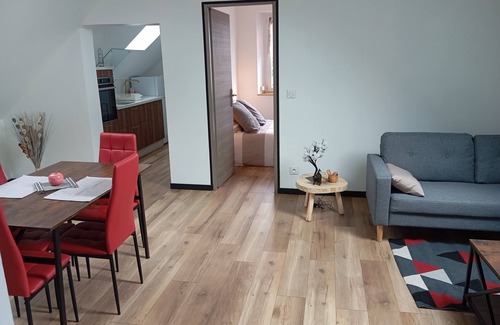 Aurillac Apartamento | Charming T2 with private parking