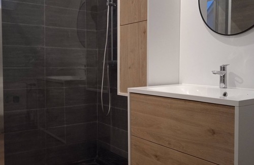 Aurillac Apartamento | Charming T2 with private parking