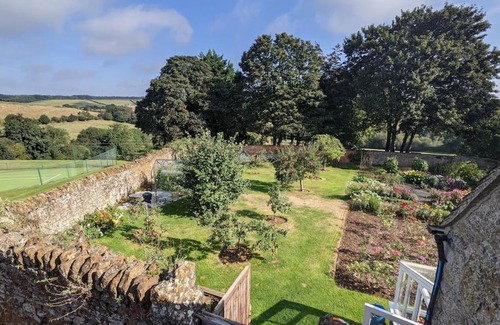 Sibford Gower Casa | Charming, thatched guest house in the Cotswolds