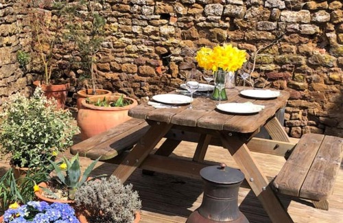 Sibford Gower Casa | Charming, thatched guest house in the Cotswolds