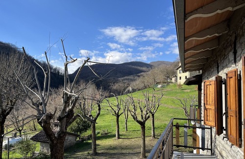 Bonzeto Casa | Encantadora casa de piedra de tres camas con vistas a la montaña y al río