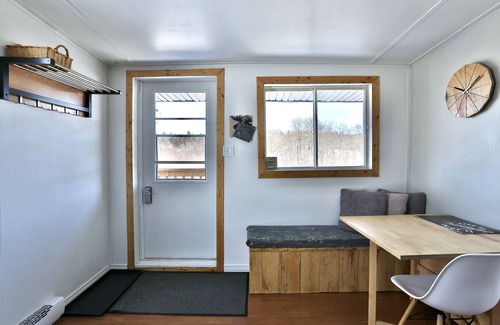 Mansonville Apartamento | Charming Tinyhouse to have a warm time by the river Missisquoi