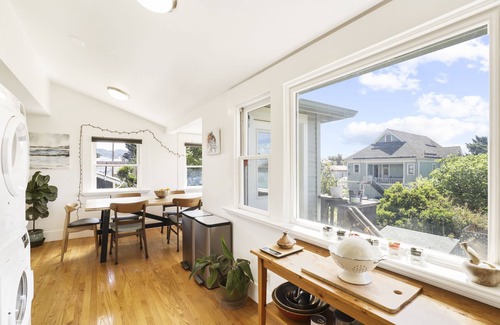 Emeryville Apartamento | Charming top floor duplex with garden-patio.