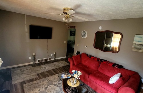 Rapid City Casa | Charming Torch Lake 3-bedroom 1 bath Cabin