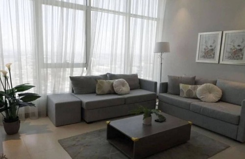 Sanabis Casa | Charming tower with 1 bedroom, WiFi, Gym, pool in the Middle of the City