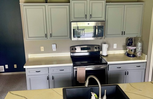 Jefferson Casa | Charming townhome in Omaha. 20 minutes from downtown for cws