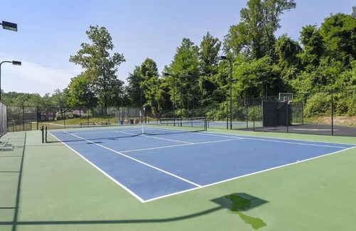 Edgewater Casa | Charming townhome in awesome Edgewater, MD
