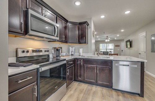 Bristol Casa | Charming Townhome near Hard Rock Casino! 2 Br 2.5BA, New Construction and modern