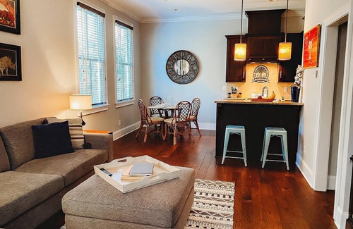 Hammond's Ferry Condominio | Charming Townhome in premiere neighborhood 5 miles from Augusta National