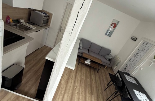 Grand-Couronne Casa | Charming townhouse, fully equipped, 2 steps from shops