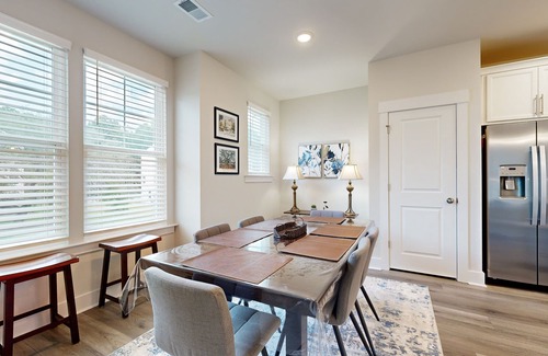 Goose Creek Casa | Charming townhouse with deck and washer/dryer, central AC, and WIFI