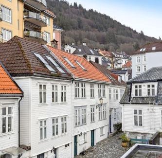 Bergen City Centre Apartamento | Charming Townhouse - Walk Everywhere!