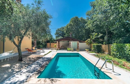 Babici Villa | Encantadora villa tradicional de Istria con piscina privada en un entorno tranquilo y silencioso.