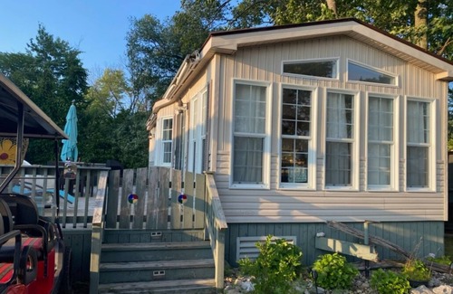 Sherkston Casa | Charming trailer at sherkston shores resort for a fun filled and relaxing stay.