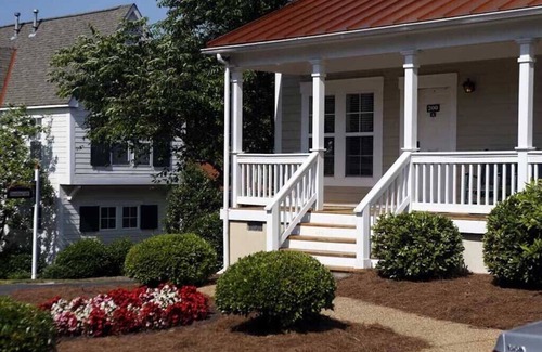 Lackey Condominio | Encantador de 3 dormitorios en The Cottages en King's Creek Plantation. Haga clic para reservar!