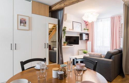 Saint Michel - Mairie Apartamento | Charming two-bedroom duplex Saxe Gambetta